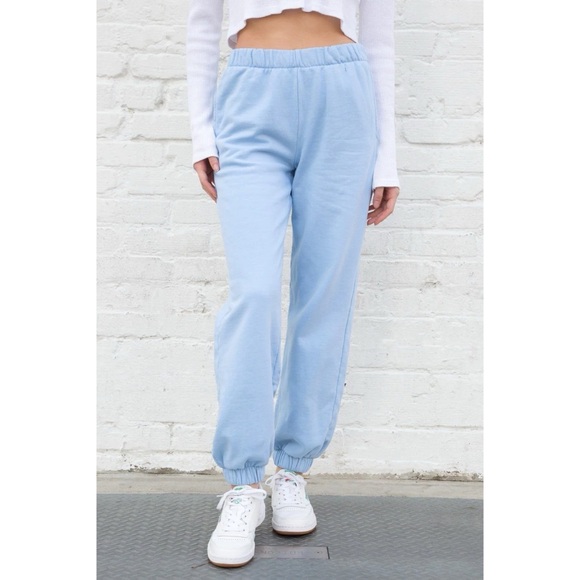 Brandy Melville Pants - Brandy Melville• Rosa Sweatpants / light blue